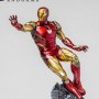 Iron Man MARK 85 Battle Diorama Deluxe