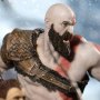 Kratos And Atreus Deluxe (Iron Studios)