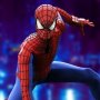 Spider-Man-Into The Spider-Verse: Peter B. Parker (Parker Middle-aged Battleshirt)