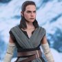 Rey Jedi Training