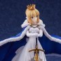 Saber/Altria Pendragon Under Same Sky