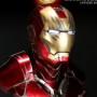 Iron Man MARK 3 Battle Damaged (studio)