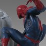 Gray Hulk Vs. Spider-Man (Sideshow) (studio)