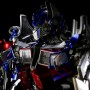 Optimus Prime (Sideshow) (studio)