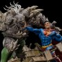 Superman Vs. Doomsday Battle Diorama (HEO)