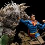Superman Vs. Doomsday Battle Diorama (HEO)
