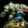 DC Comics: Superman Vs. Doomsday Diorama (Ivan Reis)