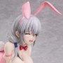 Tsuki Uzaki Bare Leg Bunny