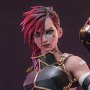 Vi